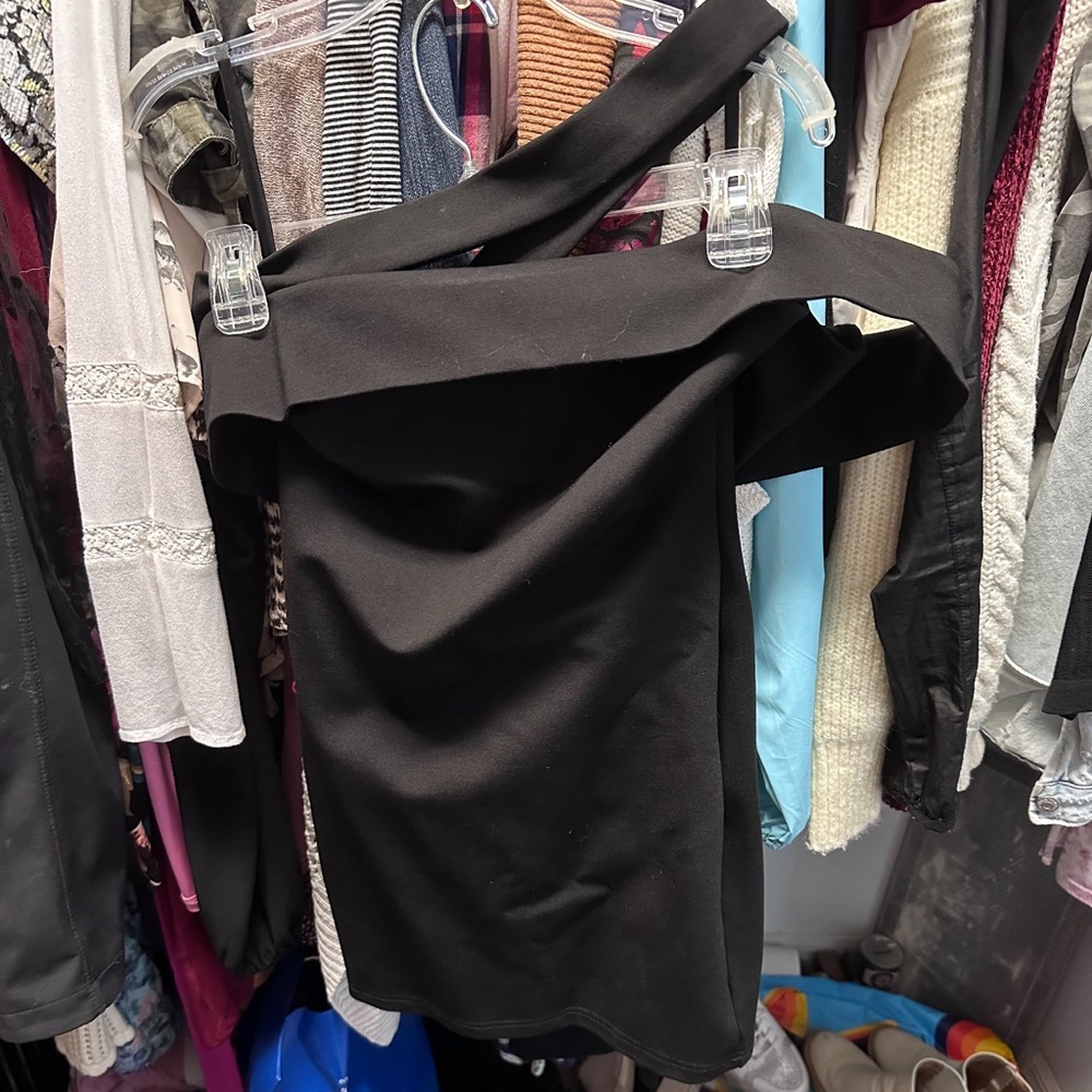 Linda Asymmetric Bodycon Dress in Black